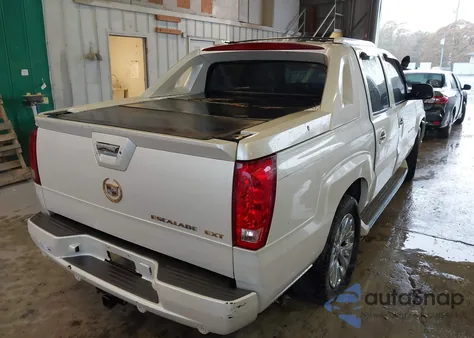 2006 Cadillac Escalade Ext Standard z USA, uszkodzony, nr VIN 3GYEK62N66G145425